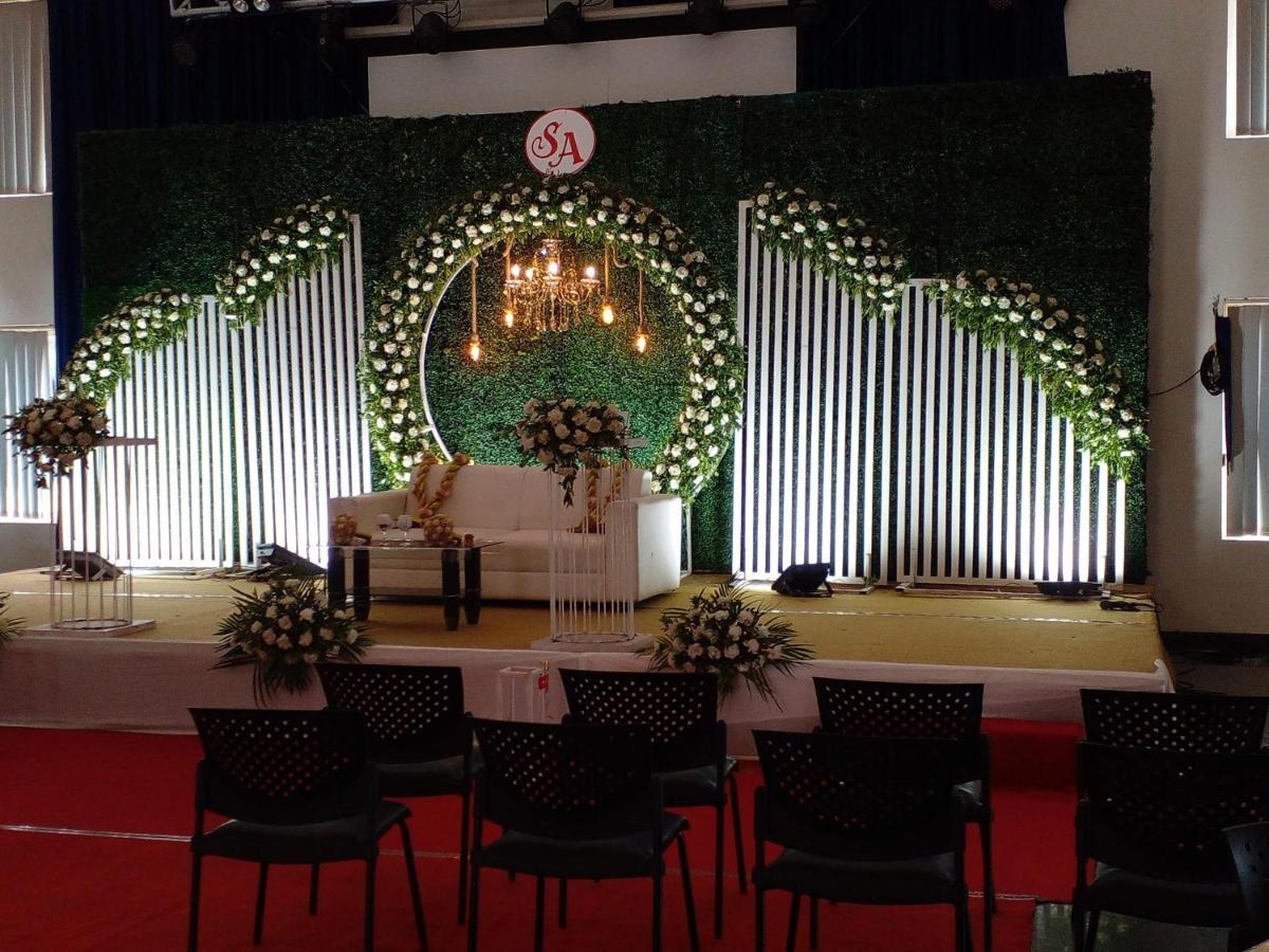 Angamaly Convention Centre Kochi Exterior foto